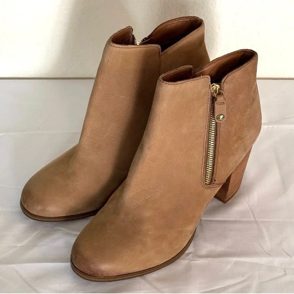 Aldo "Naedia" Leather Nubuck, Block Heel, Ankle Bootie, Tan, Size 10 EUC - Picture 3 of 6